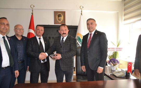 CHP'den Kargı Belediye Başkanlığına seçilen Hamit Dereli göreve başladı
