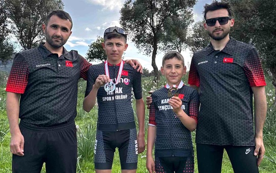 Karaman Bisiklet Takımı İzmir'de 1 altın ve 1 gümüş madalya kazandı