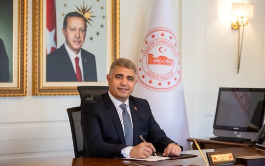 Düzce Valisi Selçuk Aslan'dan Türk Polis Teşkilatı'nın Kuruluş Yıl Dönümü Mesajı