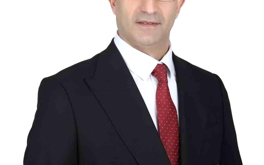 AK Partili İl Genel Meclisi üyesi, bir oy farkla il genel meclisi başkanlığına seçildi