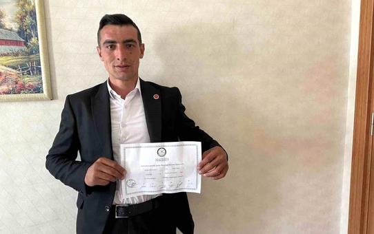 Ankara'nın Kızılcahamam ilçesinde 22 yaşındaki Hüseyin Ünsal en genç muhtar seçildi