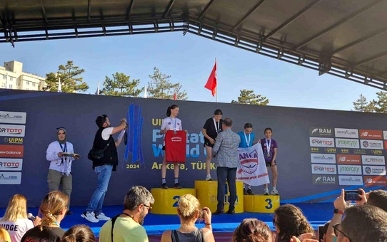 Bandırmalı genç sporcu Zeynep Ay Modern Pentatlon Türkiye Şampiyonası'nda ikinci oldu