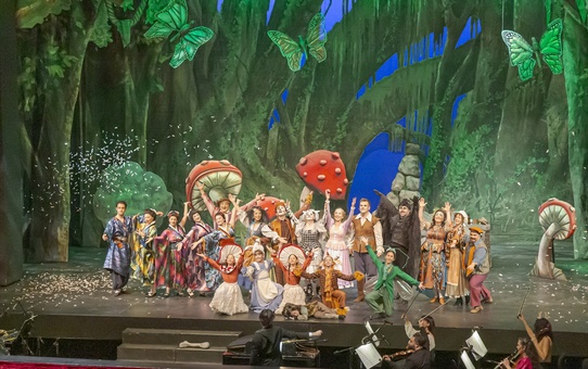 Antalya Devlet Opera ve Balesi 'Rapunzel' Çocuk Operasını Sahneledi
