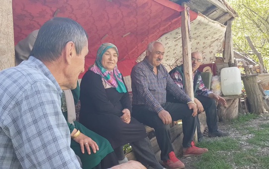 Karabük'ün Ovacık İlçesi Yığınot Köyü'nde Muhtarlık Görevi Eşe Devredildi
