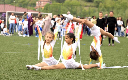 23 Nisan Ulusal Egemenlik ve Çocuk Bayramı Zonguldak'ta Kutlandı