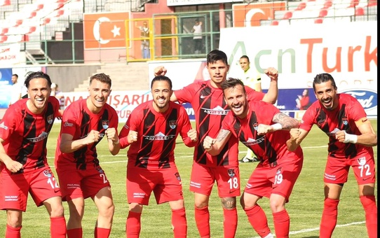 Vanspor FK, Ankara Demirspor'u 6-1 mağlup etti
