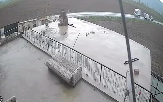 Niğde'de minibüs ile hafif ticari araç çarpışması sonucu 1 kişi öldü, 2 kişi yaralandı