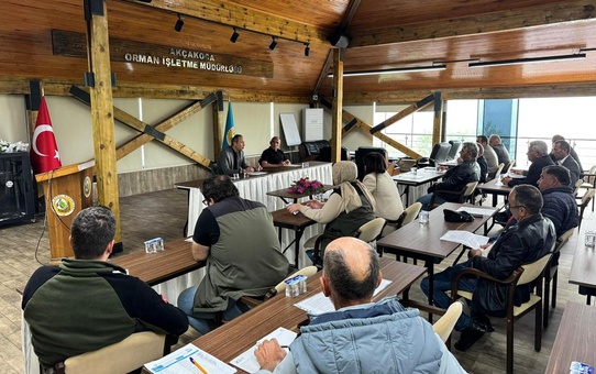 Akçakoca Orman İşletme Muhtarlarına Bilgilendirme Toplantısı Yapıldı