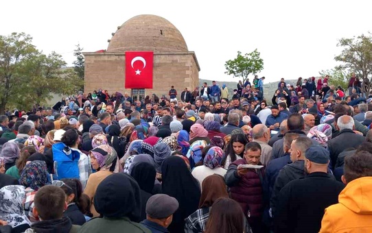 Develi'de Geleneksel Hızır İlyas Şenlikleri Düzenlendi