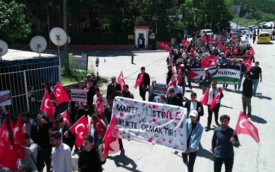 Amasya'da Üniversite Öğrencileri İsrail'in Gazze'ye Saldırılarına Tepki Gösterdi