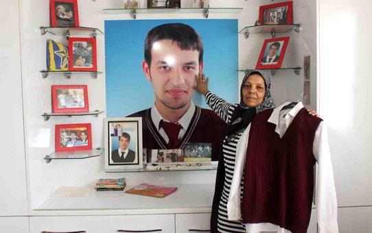 Reyhanlı'da bombalı saldırıda hayatını kaybedenlerin acısı hala taze