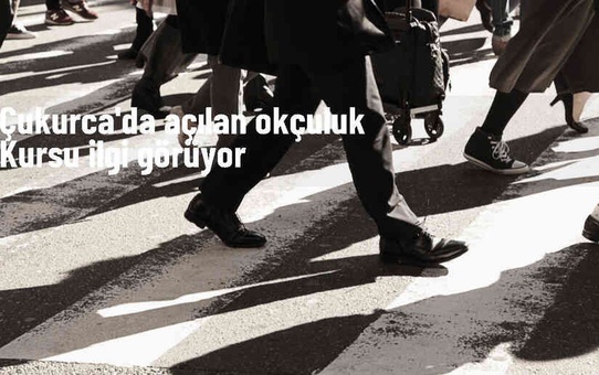 Hakkari'nin Çukurca ilçesinde gençler okçuluk kursuna ilgi gösteriyor