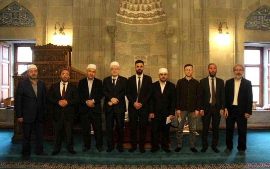 Erzurum'da din görevlileri Kur'an-ı Kerimi en güzel şekilde okumak için yarıştı