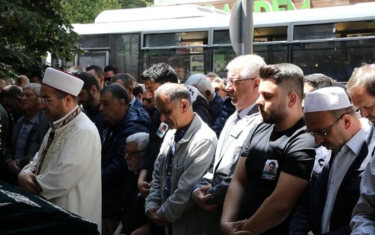 Edremit'te Kuyumcu Kalp Krizi Geçirerek Hayatını Kaybetti