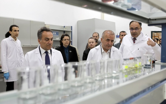 Tokat Gaziosmanpaşa Üniversitesi'nde Kolonya ve Sıvı Sabun Üretimi Başladı
