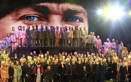 19 Mayıs Coşkusu 'Bu Memleket Bizim' Oyunuyla Yaşandı