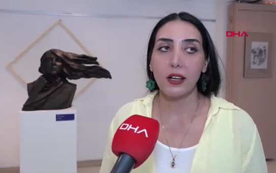 İranlı mezun Pegah Agha Mohammadi'nin 'Kadın ve Arketipler' sergisi