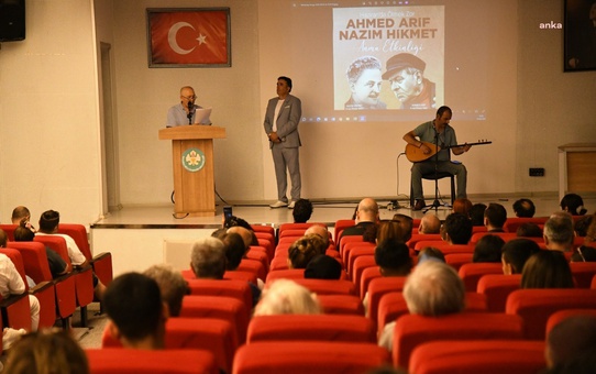 Manisa'da Nazım Hikmet ve Ahmed Arif anıldı