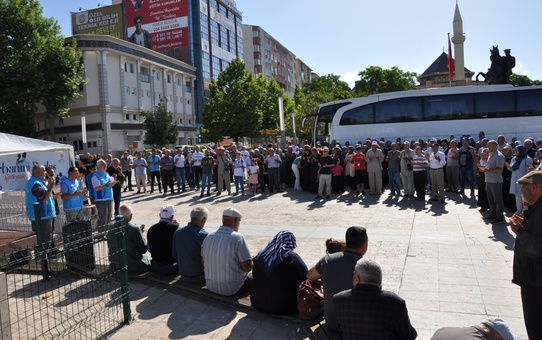 Kırşehir'de 35 Kişilik Hac Kafilesi Dualarla Uğurlandı