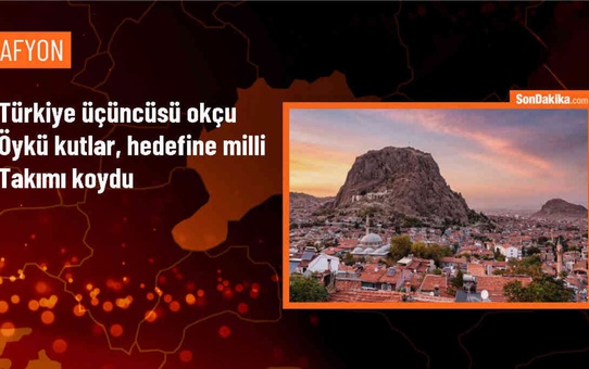 13 Yaşındaki Öykü Kutlar, Geleneksel Türk Okçuluğu Türkiye Şampiyonası'nda Üçüncü Oldu