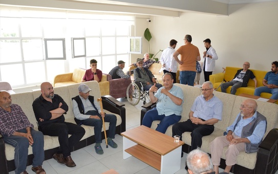 Sivrihisar Huzurevi Yaşlı Bakım ve Rehabilitasyon Merkezi sakinleri sağlık taramasından geçirildi