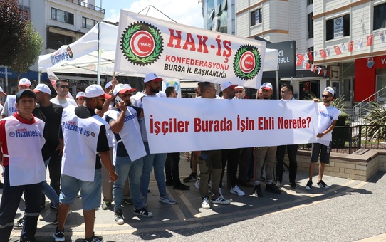 Yalova Belediyesi İşçileri İşten Çıkarıldıklarını İddia Ederek Çadır Nöbeti Başlattı
