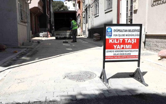 Eyüpsultan'da Kilit Taşı Yenileme Çalışmaları Devam Ediyor