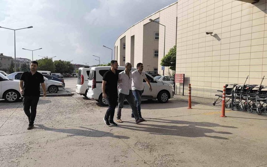 İnegöl'de arkadaşını bıçaklayarak öldüren şüpheli tutuklandı