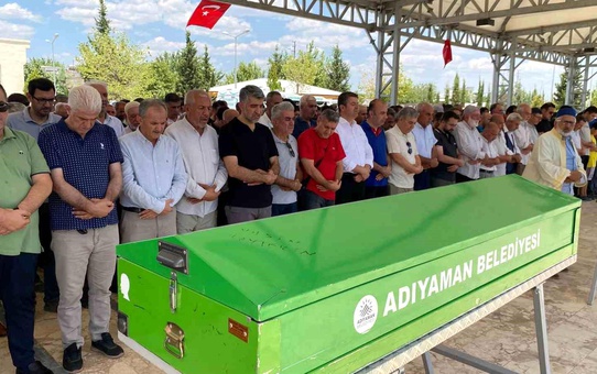 Adıyamanlı gazeteci Akif Beyaz ve Fatih Beyaz'ın babası hayatını kaybetti