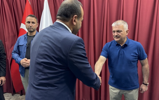 Eski Malatya Valisi Ersin Yazıcı Valilik'ten Ayrıldı