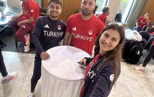 ALKÜ Spor Bilimleri Fakültesi Öğrencisi Salih Korkmaz ve Prof. Dr. Işık Bayraktar Paris 2024 Yaz Olimpiyat Oyunları'na Katılmak İçin Paris'e Gitti