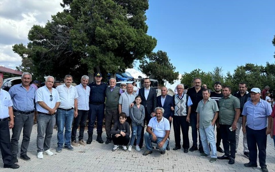 Sivas'ın Koyulhisar ilçesinde muharrem ayı dolayısıyla aşure ikram edildi