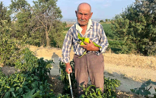88 Yaşındaki Çiftçi Gençlere Tarımı Tavsiye Ediyor