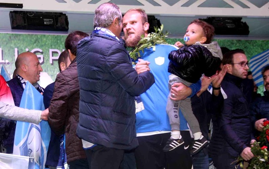 Karşıyaka, Elazığspor'un şampiyon kalecisiyle anlaştı