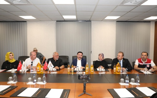 Kayseri'de Ağırnas Kadın Kooperatifi'nin ürettiği aspir yağı marketlerde satışa sunuldu