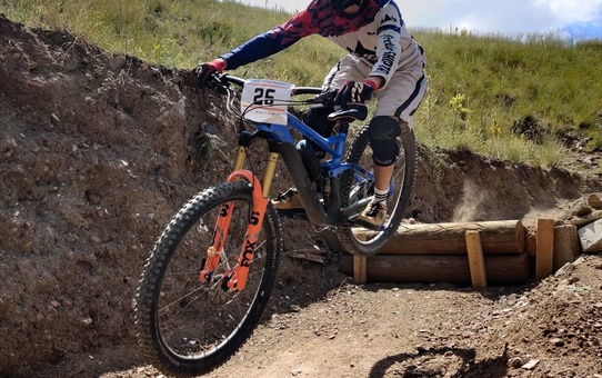 Erzurum'da düzenlenen Downhill Türkiye Şampiyonası sona erdi