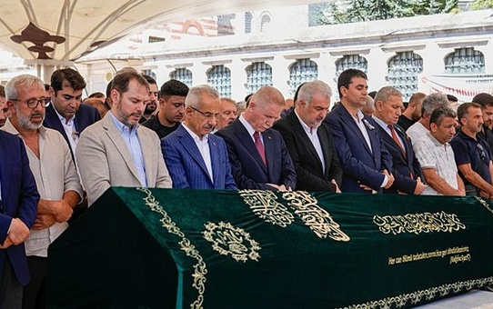 Turkuaz Medya Yöneticisi Serhat Albayrak'ın Dayısı Ali Keleş Hayatını Kaybetti