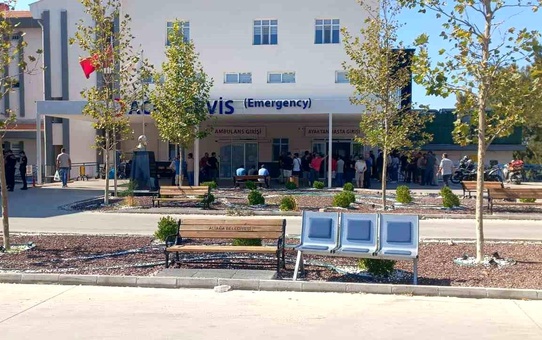 Aliağa'da Gemi Geri Dönüşümünde Gazdan Etkilenen İşçilerden 1'i Hayatını Kaybetti