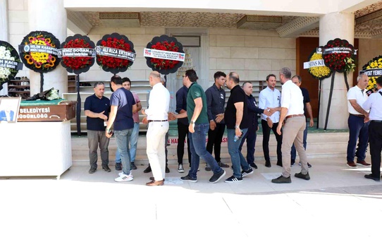 Denizli Organize Sanayi Bölgesi Başkanı Mehmet Abdülkadir Uslu Son Yolculuğuna Uğurlandı