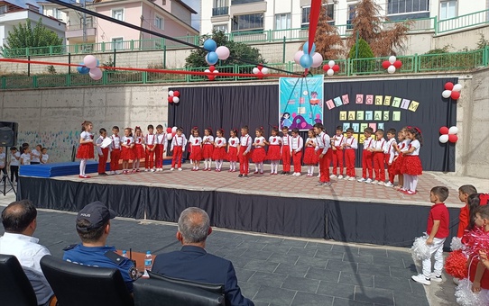 Tosya'da İlköğretim Haftası Kutlandı