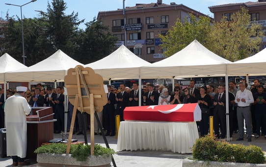 Hakim Erdoğan Ayata Hayatını Kaybetti