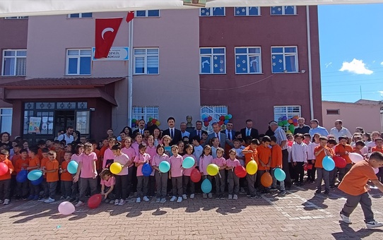 Pazaryeri'nde İlköğretim Haftası Kutlandı