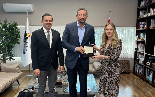 TBF Başkanı Türkoğlu’ndan Nesibe Aydın’a Ziyaret