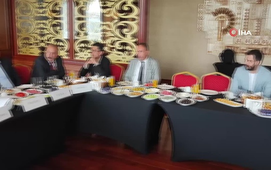 Zeki Öztürk, Atletizmde Başkanlığa Aday