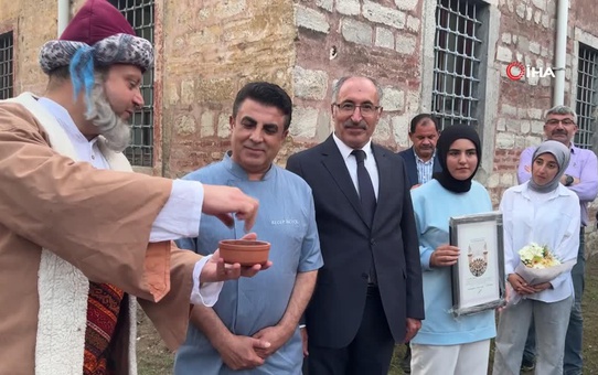 Şef Recep İncecik'e Şed Kuşatma Töreni