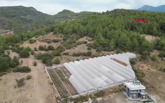 Kumluca'da Komşu Yol Tartışması