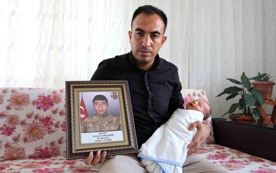 Şehit Kardeşinin Adını Oğluna Verdi