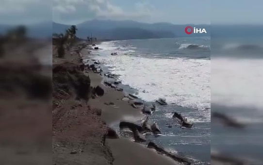 Kıyı Erozyonu, 8 Yaşındaki Ezgi'yi Aldı