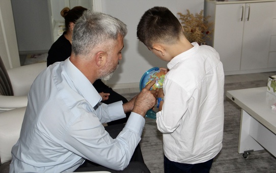 Deprem mağduru çocuklardan etkilenen çift korucuyu aile oldu