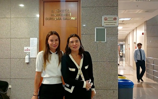 Esin Övet estetik operasyon nedeniyle tazminat davası açtı